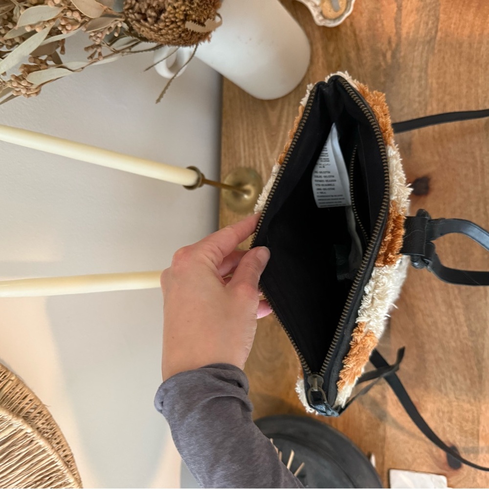Cleobella rug backpack - Picture 5 of 8